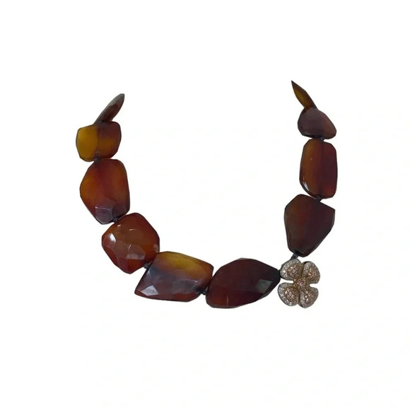 High End Polished Agate Gemstone Necklace With Crystal Flower - Picture 2 of 6